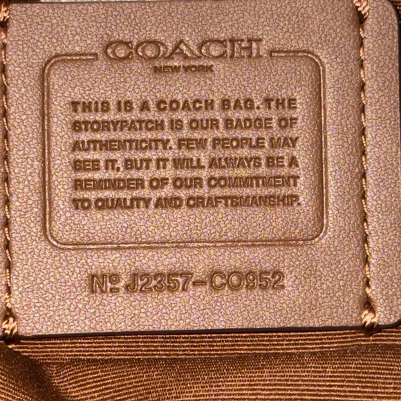 COACH Penelope Shoulder Bag Smooth Leather #C0952 Light Saddle.NWOT - Picture 12 of 13